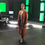 Isha Koppikar Instagram - Behind the scenes while shooting for Ayalaan 🎬 Can you guess what was on my mind? #bts #movie #shooting #ayalaan #onsets