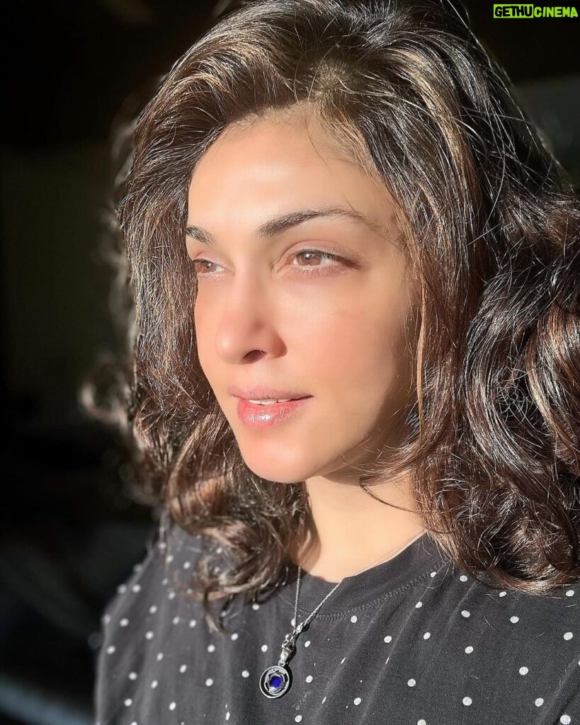 Isha Koppikar Instagram - As the world slowly awakens from its slumber, there’s a magical moment that occurs when the first rays of morning light softly brush against your face. In that fleeting instant, everything feels possible, as if the universe itself is whispering secrets of hope and renewal into your soul. Let yourself be enveloped by the warmth of those early rays, let them ignite a fire within you, and let them guide you towards a day filled with infinite possibilities. #morning #positivity #possibility #love #sunshine