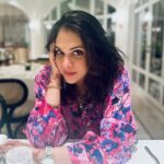Isha Koppikar Instagram - Facing the week head-on, with determination in my eyes. Ready for whatever comes my way. 💪 #FocusedForward
