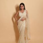 Isha Malviya Instagram - She did make you pause! 🤍 #teamishamalviya Shot by: @filmakershally Makeup: @chinupubeauty Hair: @shabana_sheikh_11 Outfit: @frontierphagwara Styled by: @khwaish_mehta @isshhhbykhwaish Studio: @summerhousestudio_ Team: @insyncdigitals @colorstv @officialjiocinema #biggboss17 #bb17 #colorstv #jiocinema #endemolshine #ishamalviya