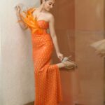 Isha Malviya Instagram – Orange – Bright, Bold and Beautiful🧡
.
#ishamalviya #ishafam #orange #bb17 
.
Shot by: @lsd.photography.official
Location: @allsaintsofficial_ 
Makeup: @manishsharma96
Hair: @hairbykhushimehta
Team: @insyncdigitals