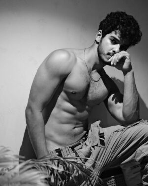 Ishaan Khattar Instagram - CK wya?? 😝