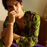 Ishaan Khattar Instagram - @sashajairam 🌻 @nalsferns @pashamalwani @ojaskolvankar @aishwaryan93 @aalimhakim