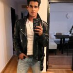 Ishaan Khattar Instagram - Grease is the word 🕺🏻