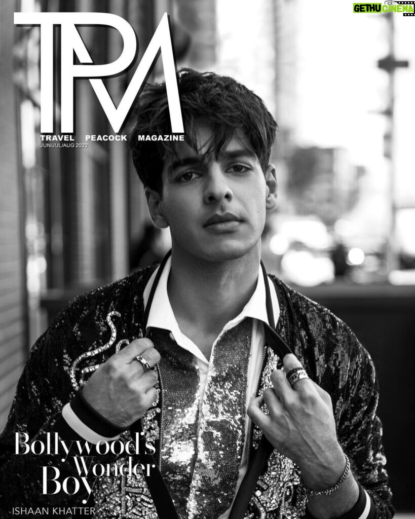 Ishaan Khattar Instagram - Black and white New York > @travelpeacockmagazine Photography - @toranjkayvon Styling - @shanepeacock Hair & Makeup - @francescadidit Location courtesy - Toad Hall Accessories - @falgunishanepeacock All shoes - @balenciaga & @givenchy Actor’s management - Matrix India Entertainment Consultants Pvt. Ltd. Wardrobe - @falgunishanepeacock @falgunipeacock @shanepeacock #ishaankhatter #falgunishanepeacockindia #falgunishanepeacock #thepeacockmagazine #travelpeacockmagazine #falgunipeacock #shanepeacock #fsp #coverstar #printissue #junejulyaug2022