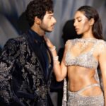 Ishaan Khattar Instagram - Pleasure walking for @rohitgandhirahulkhanna @fdciofficial with the lovely @sobhitad