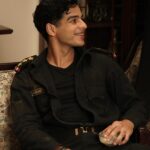 Ishaan Khattar Instagram - Black dungarees. Uniform of a tankman. The skin of my character. Miss them today as we approach the release. I hope I did you justice. You taught me a lot more than I could ask for. What a ride it’s been - and another begins on the 10th. Veer Bhogya Vasundhara.