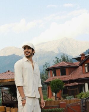 Ishaan Khattar Instagram - ..and those who were seen dancing were thought to be insane by those who could not hear the music.” 

- Friedrich Nietzsche