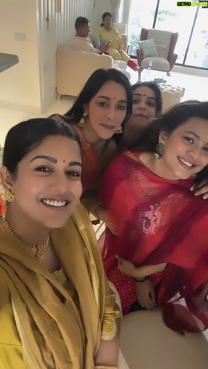 Ishita Dutta Instagram - Happy Women’s Day to all of us… To all the amazing women in my life from my family to my teachers to my friends and colleagues who have been my inspiration. Thankyou for being you, I love you all…
