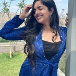 Ishita Dutta Instagram - 💙💙💙 Outfit: @labelparshya PR: @vblitzcommunications @swabhimannjewellery
