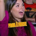 Isis Valverde Instagram - 16 Anos de Rakelli ♥️ Beleza Pura foi um marco pra mim, foi muito especial interpretar a Rakelli, às vezes, era bem difícil segurar a risada nas gravações kkkkk mas foi uma personagem que marcou muito minha carreira, eu tive aulas importantes com Zezé Polessa, que me ensinava todos os dias o timing de como ser espontânea na comédia. Obrigada aos diretores Marcelo Travesso, André Felipe, Luciana Oliveira e Rogério Gomes, a autora Andréa Maltarolli, que se despediu tão cedo de nós, a todo elenco talentosíssimo, a @tvglobo por essa oportunidade linda e a vocês que fazem Rakelli viver pra sempre! #rakelli #belezapura #novela