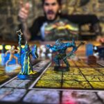 Ismael Prego Instagram - Mañana me toca estrenarme como máster de #HeroQuest en una partida con unos mens que dicen ser streamers. Espero no ponérselo muy hardcore y convertir esto en el Dark Souls de los juegos de tabla. Por cierto, miniatura del Hechicero del Terror que veis en las fotos la he pintado yo para la ocasión y es la primera vez que pinto una miniatura. ¿Qué os parece? ¿Os pinto unas cuantas más? @hasbrofans_es #ad