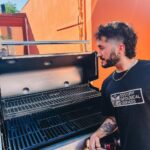 Ismael Prego Instagram – FINALIZADO! Ganadora: @graciamontero 

Habemus nueva Barbacoa! Sabéis que como buen señor mayor que apenas sale de su casa uno de mis planes favoritos es invitar a colegas para cocinarles una buena parrillada y echar unos jueguitos de mesa. Pues bien. La gente de @weberespana sabe bien esto y me ha mandado la nueva barbacoa de gas inteligente GENESIS SX-435.

Ahora vosotros podéis conseguir una también en este post ya que os traigo un sorteo entre todos los que hagáis lo siguiente:

1. Seguir la cuenta de Instagram de @weberespana y @wismichu.
2. Comentar esta publicación del sorteo mencionando a un mínimo de dos amigos en un comentario.

#weberespana #weber #grill #bbq #sorteo