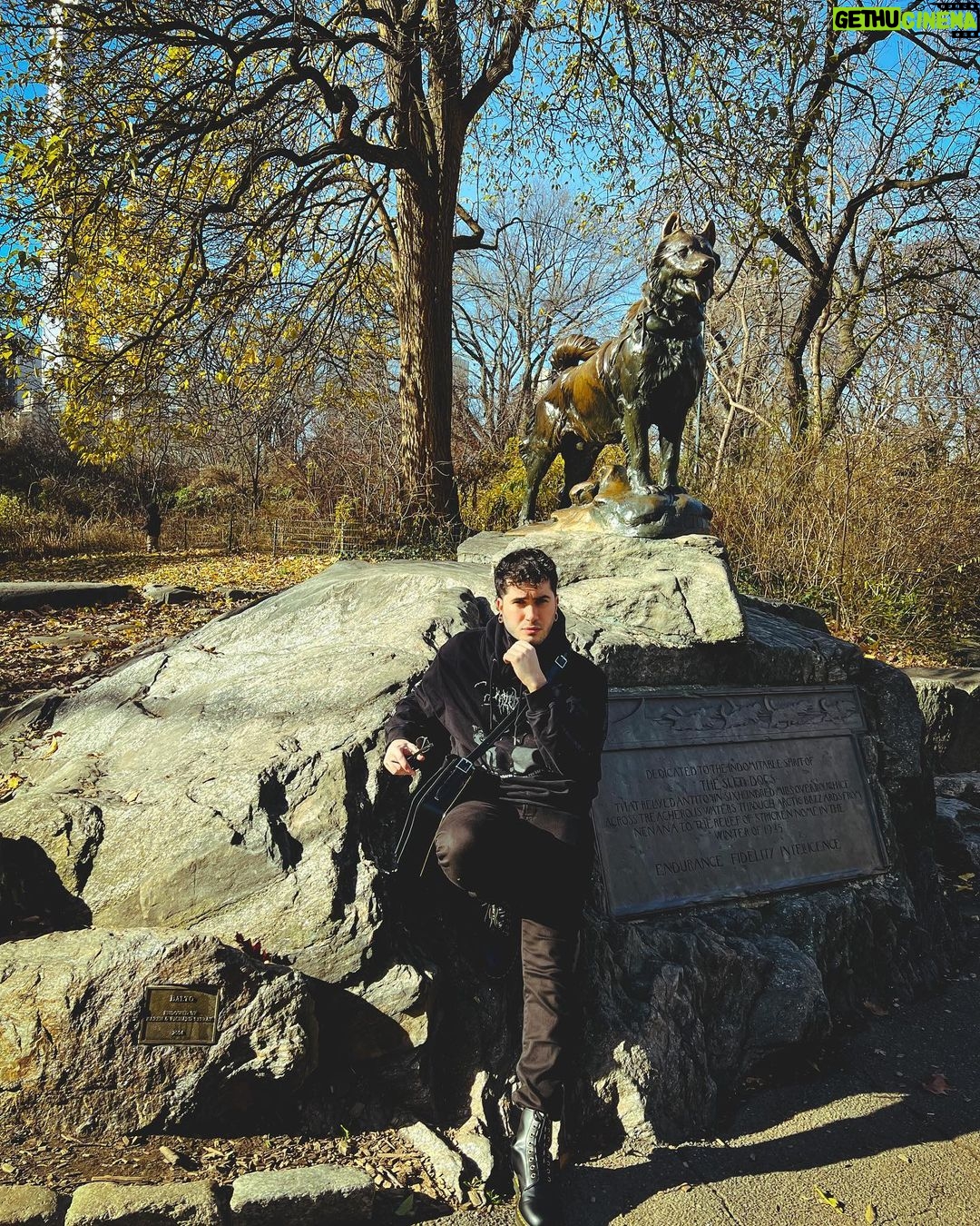 Ismael Prego Instagram - Galeguiño in Central Park