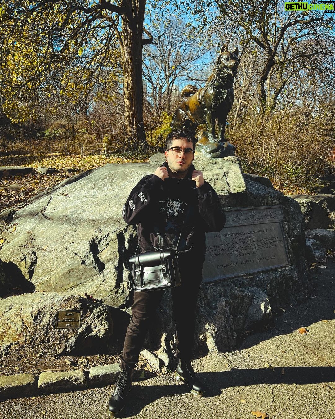 Ismael Prego Instagram - Galeguiño in Central Park