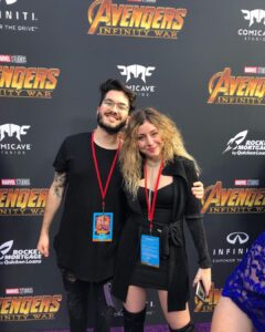 Ismael Prego Instagram - Muchachito de Montealto termina en la premiere mundial de #SpidermanNoWayhome en Los Angeles debido a casualidades del destino. Amo mi vida, gracias por la experiencia @sonypicturesspain. Menuda barbaridad, de verdad. Hacia tiempo que no sentía tantas cosas en una sala de cine. Concretamente desde Infinity War. Y hablando de Infinity War, hemos intentado recrear la foto que nos hicimos en su premiere.