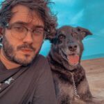 Ismael Prego Instagram - Perrito en la playa