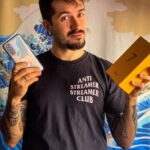 Ismael Prego Instagram - TERMINADO: GANADORA @marinaagudo 🔥Ya iba tocando SORTEO🔥 Esta semana @realmeespana presenta su nuevo #realme7 con batería de 5000 mAh, pantalla de 90Hz y un procesador gaming. Vamos, un pepino de móvil apto para todo lo que necesitéis. Este miércoles a las 17:00 lo estaré probando en twitch y regalando códigos de descuento. Nos vemos, ¡mucha suerte! Para hacerte con él antes que nadie: 1. Seguir @realmeespana 2. Dar like a esta publicación y mencionar a 1 amigo/a en comentarios. #realme7serie