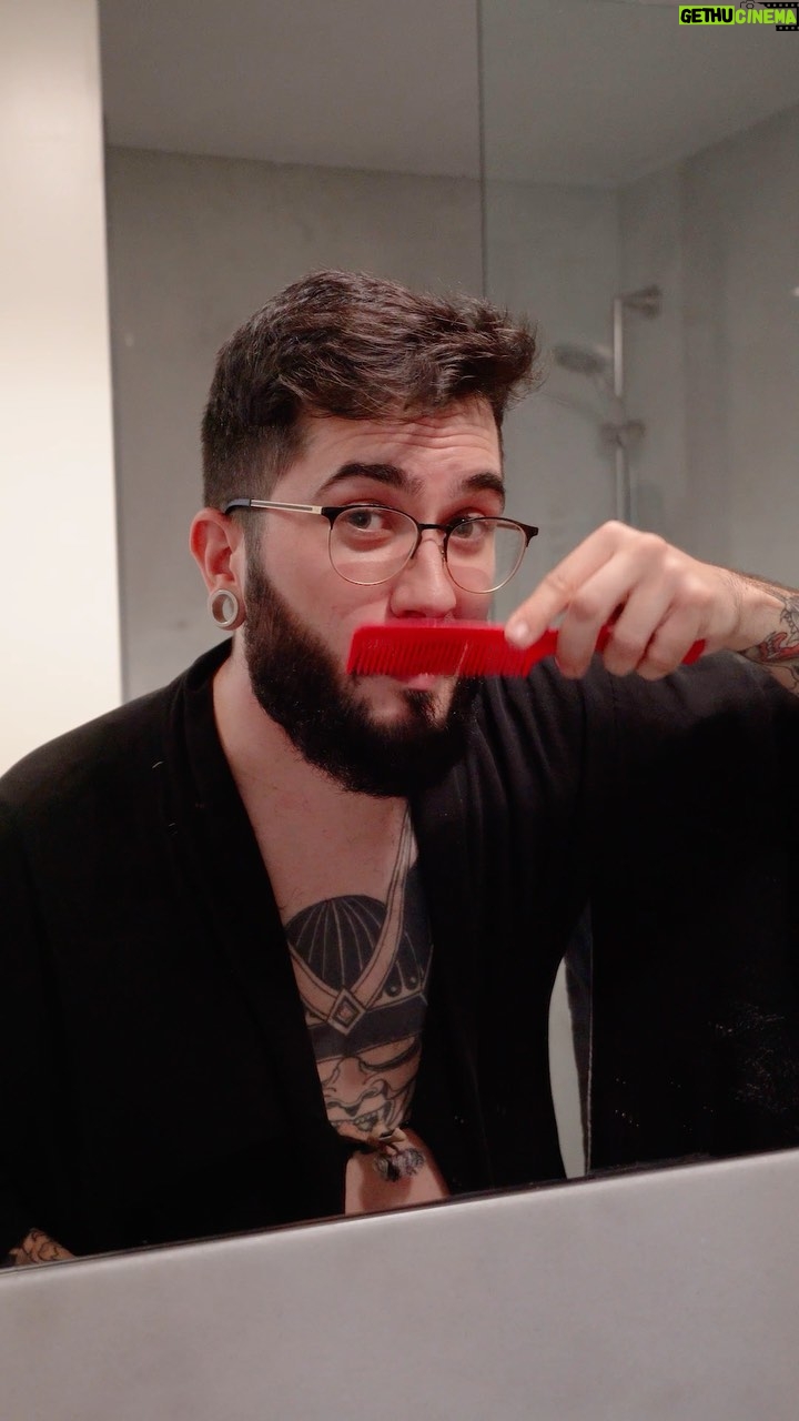 Ismael Prego Instagram - Hoy os enseño a arreglaros la barba como los dioses nórdicos con la multi grooming kit de Braun. #PasameLABraun #PasateLaBraun #AD
