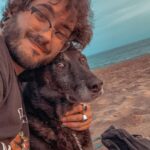 Ismael Prego Instagram - Perrito en la playa