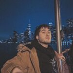 Ismael Prego Instagram - Todavía tengo un montón de fotos del viaje a NY, no pensaba que fuese a disfrutarlo tanto y la verdad es que se ha convertido en una de mis ciudades favoritas. Ojalá poder volver cada X tiempo para revisitar todos los sitios que me han enamorado junto los que me quedaron por ver. Mil gracias a @kayak_europe por ayudarme a organizarlo. Si estáis pensando en viajar próximamente, son la mejor opción, desde vuelos a hoteles tirados de precio. #ad