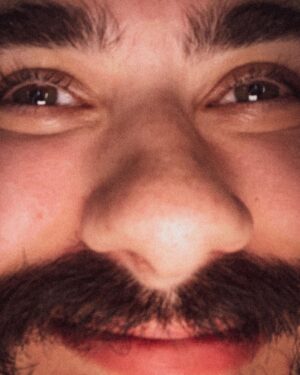 Ismael Prego Instagram - Me puse triste porque se me acaban las vacaciones pero luego recordé que soy youtuber.