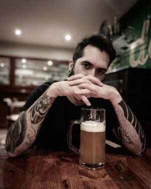 Ismael Prego Instagram - Preocupado, pensando en Juan Carlos.