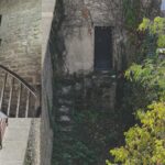 Ismael Prego Instagram – Carcassonne está guapo. Los franceses tienen buenos castillos y buenas referencias que solo yo capté como buen videojugador.

1- Empezamos con un póster to guapo.
2- Seguimos con cosas guapas. 
3- La princesa del castillo siendo rescatada para luego perder aplastantemente al Claim.
4- No temáis, la cacería todavía no ha empezado.
5- Os enseño a hacer un Lakitu Skip
6- Si sigo subiendo me encuentro a las Gárgolas del Campanario.
7- Pero si bajo creo que me encontraré algo peor.
8- Efectivamente.
9- Vivo con tu madre, en un castillo.
10- A veces lo traigo gordo. 

¿Cómo seguía? Carcassone Cité Médiéval
