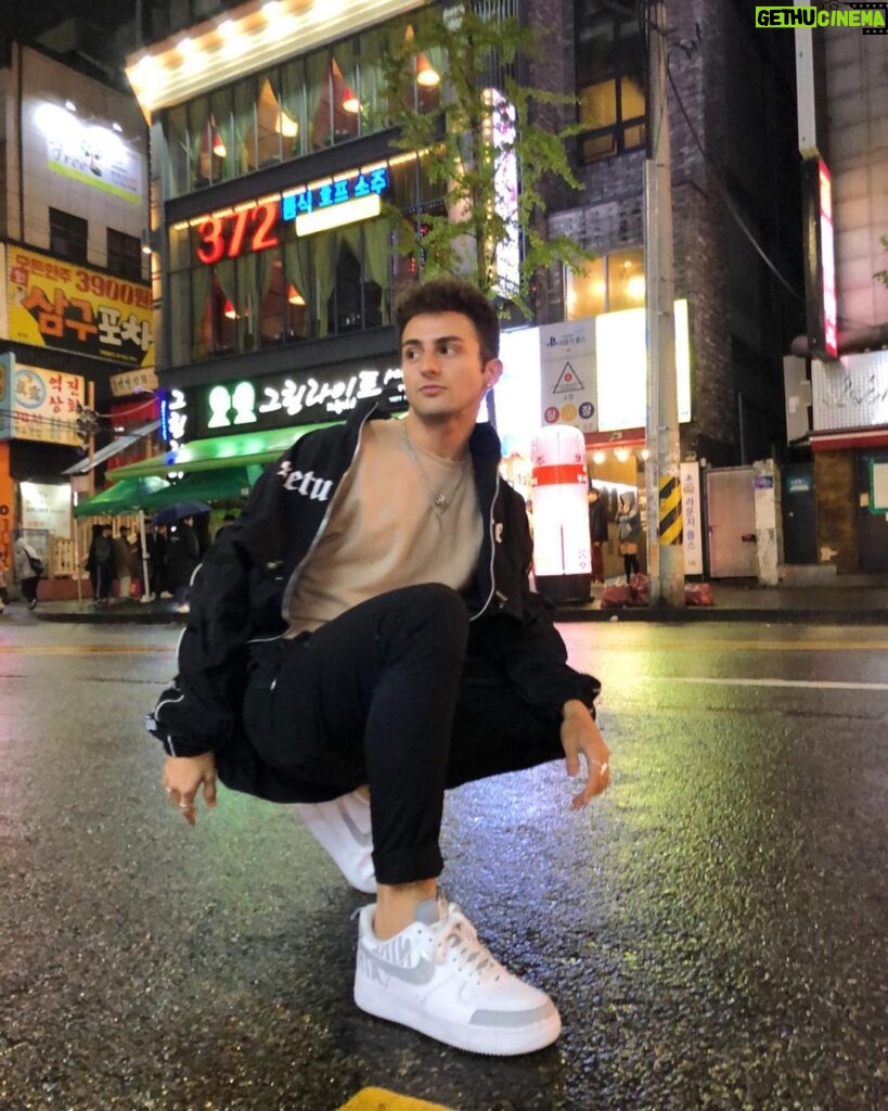 Issa Christopher Tweimeh Instagram - hi i was sad and bored so i flew to korea Seoul, Korea