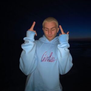 Issa Twaimz Instagram - some cursed pics of timmy thick