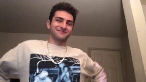 Issa Christopher Tweimeh Instagram - hi i got bored sooooo 7 rings x feelin myself💕