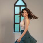 Iswarya Menon Instagram - Felt like a doll 🧸 so had to post 😋🫶🏼 . 📸 @irst_photography @noormakeup_mehndi @vgpgoldenbeachresort