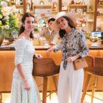 Ivanka Trump Instagram - ✨🌸💐 Enjoyed welcoming my kind and talented friend @mariadelaord to Miami this week and hosting her for brunch at the Surf Club and a preview of her beautiful @mariadelaordenstudio collection ♥️🌴✨