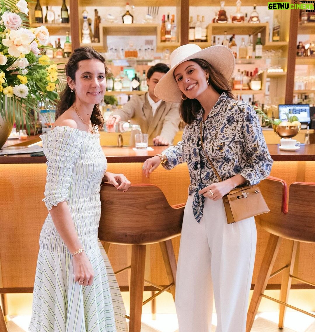 Ivanka Trump Instagram - β¨πΈπ Enjoyed welcoming my kind and talented friend @mariadelaord to Miami this week and hosting her for brunch at the Surf Club and a preview of her beautiful @mariadelaordenstudio collection β₯οΈπ΄β¨