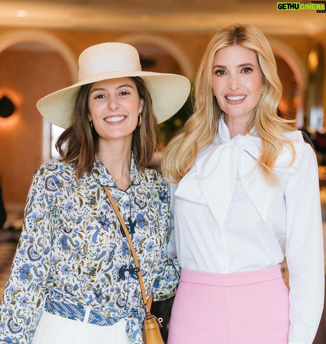 Ivanka Trump Instagram - β¨πΈπ Enjoyed welcoming my kind and talented friend @mariadelaord to Miami this week and hosting her for brunch at the Surf Club and a preview of her beautiful @mariadelaordenstudio collection β₯οΈπ΄β¨