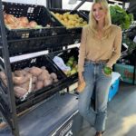 Ivanka Trump Instagram - On this Giving Tuesday, I joined @riperevival to distribute their beautiful, locally sourced fresh and nutritious produce to families in need in rural North Carolina. Wonderful organizations like this help revive communities through food and foster connectivity between America’s small farms and hungry families. 🥬 🌽🥛🍎🥕   Join me in supporting @riperevival on this #givingtuesday ⬇️  https://www.riperevivalmarket.com/pages/nonprofit Littleton, North Carolina