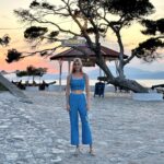 Ivanka Trump Instagram - During the pandemic I reread "The Odyssey" and fell in love Homer's epic poem once again ✨✨ (I loved Robert Fitzgerald's translation) Walking in the footsteps of Odysseus these past few days has been an extraordinary experience ~ ancient ruins and mythical landscapes came alive before my eyes as I explored this breathtaking country. Thank you, Greece, for bringing the Odyssey to life in the most enchanting way possible. Here's to new adventures and embracing the spirit of Odysseus within us all! 🌊🌊🌊 Ευχαριστώ πολύ 🇬🇷🇬🇷🇬🇷
