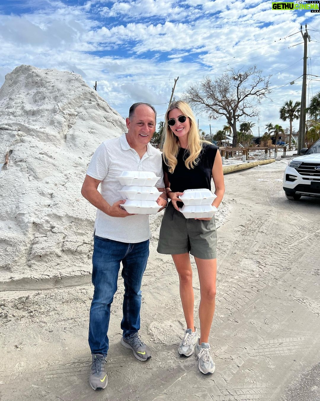 Ivanka Trump Instagram - Devastating to see the heartbreaking destruction Hurricane Ian left behind. 💔 Homes, businesses, and the lives of so many families were completely uprooted.  So grateful to have joined CityServe, Mercy Chefs, and local churches in Fort Myers and Naples to assist with their disaster relief efforts. We delivered emergency food, water, and supplies to families and first responders.  In the face of unimaginable desolation, it was beautiful to see local communities and organizations come together during such a difficult time. Fort Myers, Florida