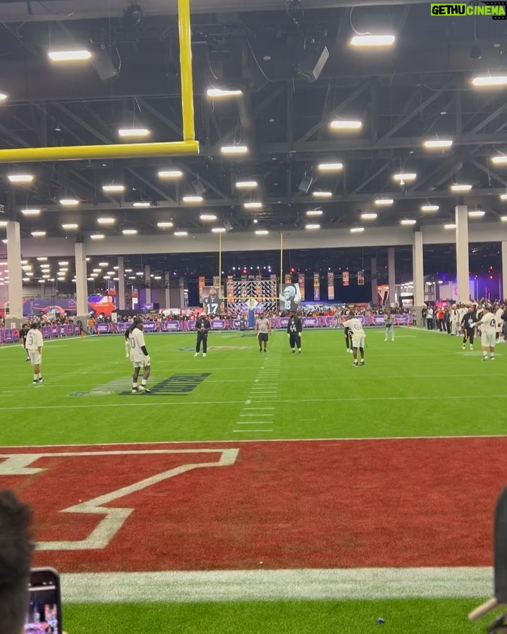 J.I.D Instagram - Team Savage got W in the @nfl celebrity flag football game last night. Thank you to everyone who helped put it together, i slick stilll got it lol State line: 3 catches 2TDs (FROM MICHAEL VICK!! 3 PBUs(2 led to Interceptions) got scored on once but fuck dat lol