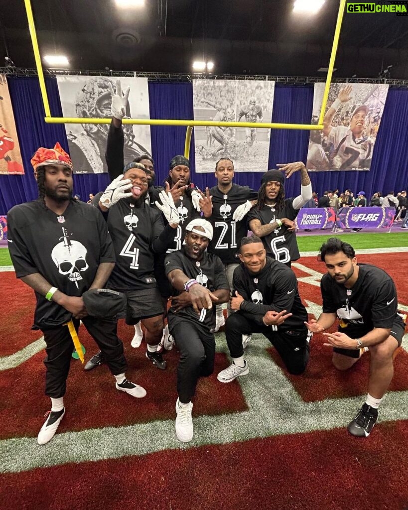 J.I.D Instagram - Team Savage got W in the @nfl celebrity flag football game last night. Thank you to everyone who helped put it together, i slick stilll got it lol State line: 3 catches 2TDs (FROM MICHAEL VICK!! 3 PBUs(2 led to Interceptions) got scored on once but fuck dat lol