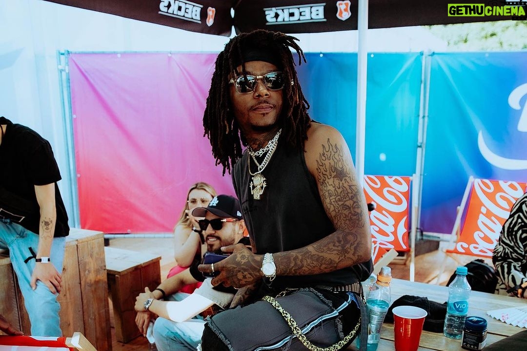 J.I.D Instagram - Bruh went Black forces….shit lookin real UGLY for yall 🤦🏾♂️ MUC
