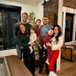 J.J. Watt Instagram – Merry Christmas from our family to yours! 

Hope you all had a very happy holiday surrounded by loved ones! 

🎄