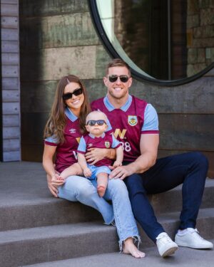 J.J. Watt Instagram - Good Morning Burnley!

Tonight it begins. See you on The Turf.

Up The Clarets!!!