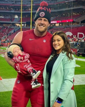 J.J. Watt Instagram - Koa’s first ever NFL game. 
My last ever NFL home game. 

My heart is filled with nothing but love and gratitude. It’s been an honor and a pleasure. 

🙏🏼