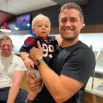 J.J. Watt Instagram – Happy Birthday Uncle Derek!!! 
🎂🎂🎂