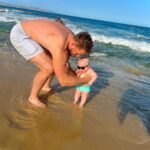 J.J. Watt Instagram – Koa’s first vacation. 

(QUICKLY learned that vacations are no longer vacations for the parents 😂🤦🏼‍♂️)

🏝️
