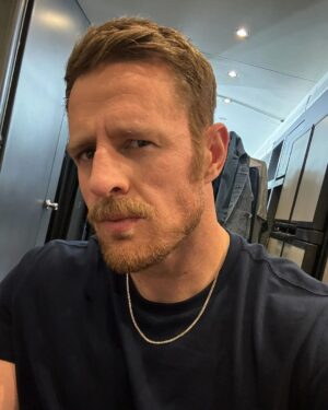J.J. Watt Instagram - is this better?