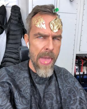 JR Bourne Instagram - Getting ready for tonight! 
#the100 
#season7
#finalseason