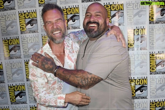 JR Bourne Instagram - Thanks #ElginJames and the gang at @mayansfx @disney @hulu for an opportunity to hang with this talented bunch and not have to set anyone on fire. Congrats on Season 5!