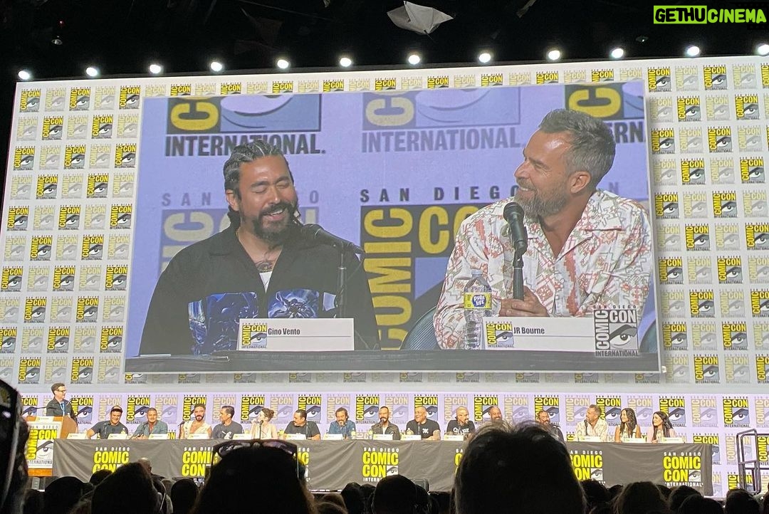 JR Bourne Instagram - Thanks #ElginJames and the gang at @mayansfx @disney @hulu for an opportunity to hang with this talented bunch and not have to set anyone on fire. Congrats on Season 5!